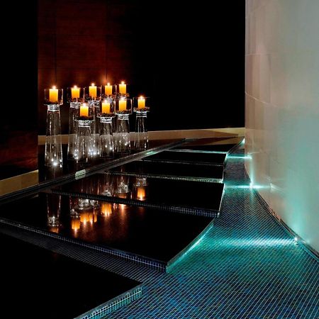 Marriott Executive Apartments Al Jaddaf, Dubaj Exteriér fotografie The Sky Bar