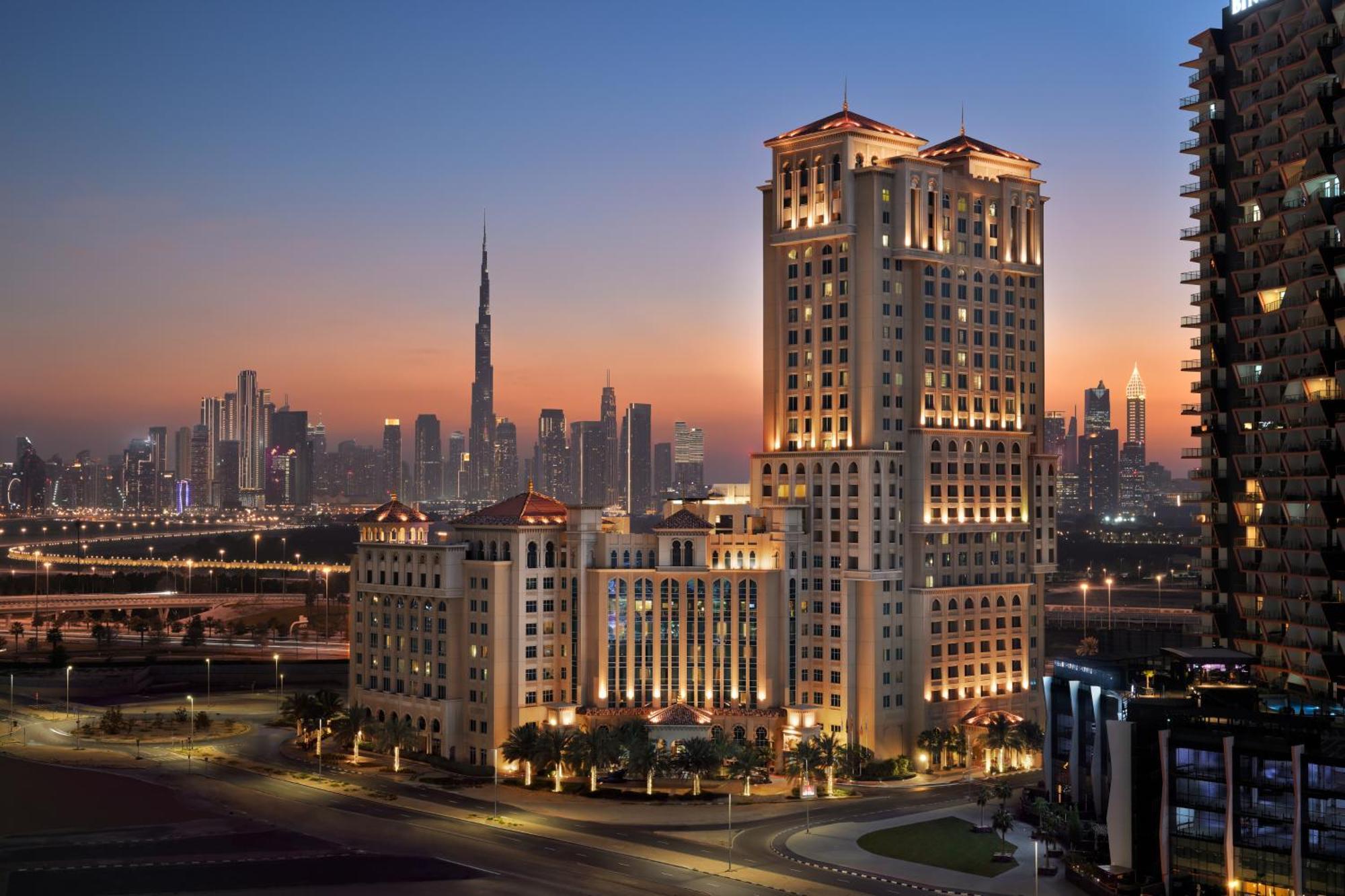Marriott Executive Apartments Al Jaddaf, Dubaj Exteriér fotografie The Palace Downtown Dubai