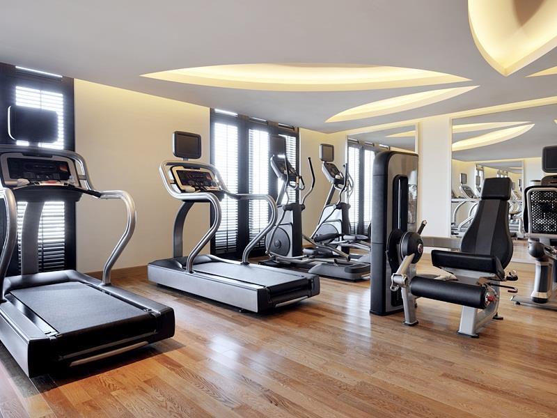 Marriott Executive Apartments Al Jaddaf, Dubaj Exteriér fotografie The gym at the hotel
