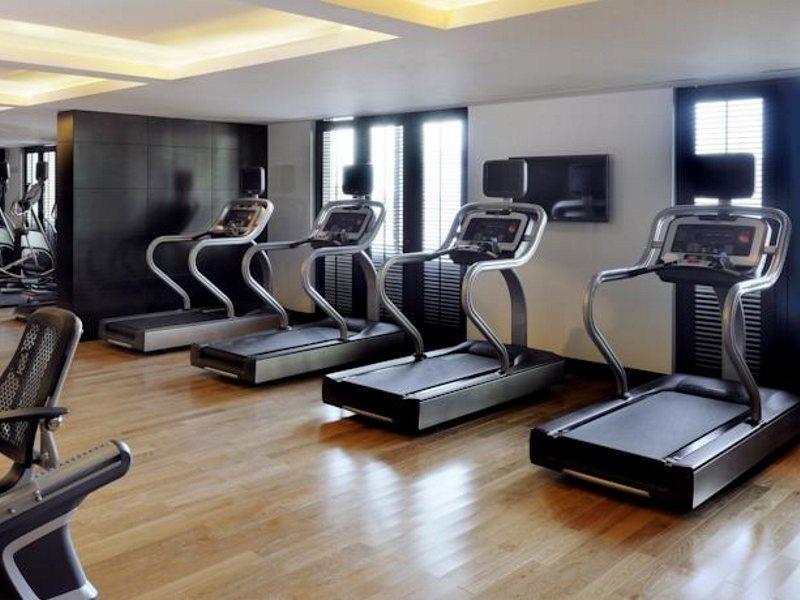 Marriott Executive Apartments Al Jaddaf, Dubaj Exteriér fotografie The gym at the hotel