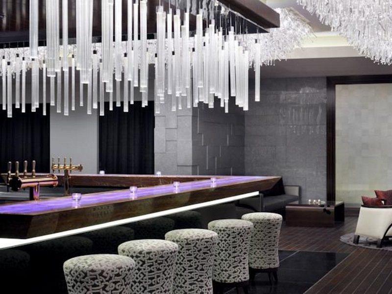 Marriott Executive Apartments Al Jaddaf, Dubaj Exteriér fotografie The bar at the W Hotel